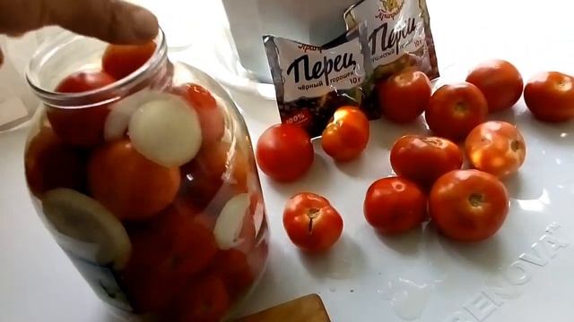 Маринованные помидоры с луком!!! Рецепт на зиму!!!