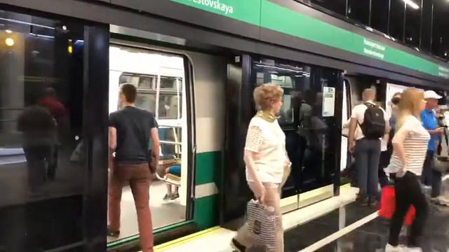станция Новокрестовская в Петербурге 2018