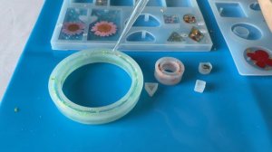 Делаю украшения с набором эпоксидной смолы с Wildberries | Обзор набора для творчества