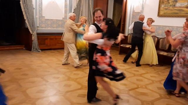 Вальсируем и весной , и осенью...???? 2023г . смотреть онлайн