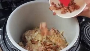 Кролик в пиве ???приготовленный в мультиварке