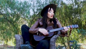 Love is Blindness Cover, Jack White Acoustic Baritone Ukulele