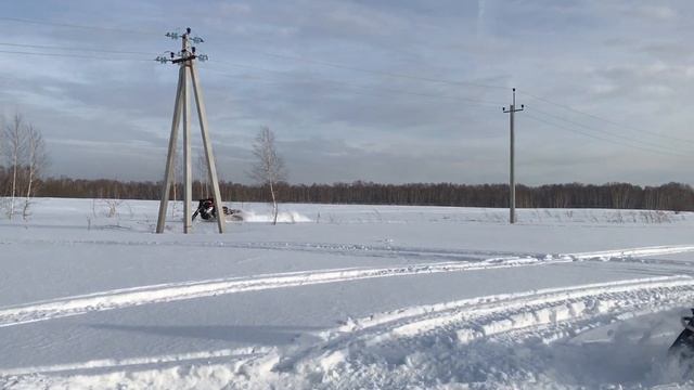 сноубайкGSX-R 1000 сломался в лесу)) смотреть онлайн