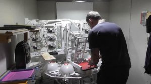 Шелкография на шарах. Полуавтомат.