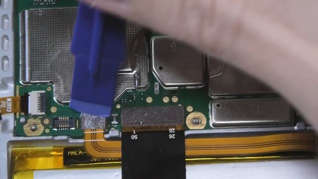 Смартфон Neffos C9 - частичная разборка девайса смотреть онлайн