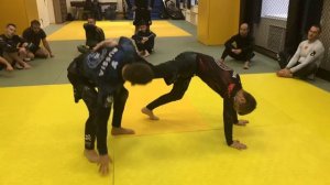 Свип из X-Guard NO GI ( Лев Гладких )