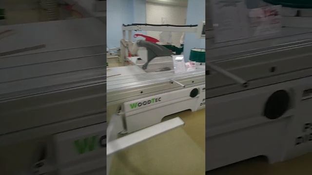 форматно-раскроечный #станок. #shortvideo #станкидлябизнеса демонстрационный + 7 (495) 532-79-77. смотреть онлайн