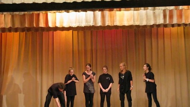 Театралка Показ 034 смотреть онлайн