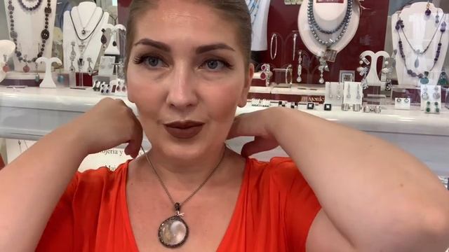 САМОЦВЕТЫ, СТАЛЬ И ГЕМАТИТ?КОРАЛЛОВЫЕ ОЖЕРЕЛЬЯ (Esmeralda Серебро) смотреть онлайн