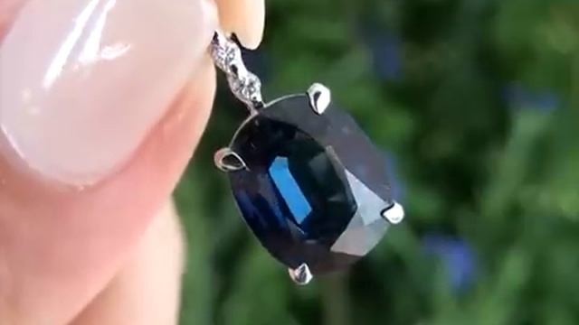 Britney Spears Huge 5.41 Carat Blue Sapphire & Diamond 18K Pendant & Necklace Must Be Sold смотреть онлайн