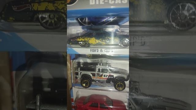 моя коллекция hot wheels)))