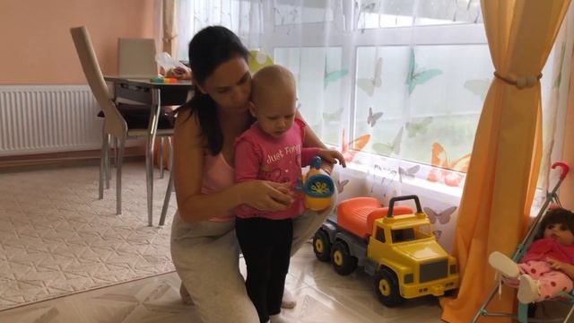 Обзор:Мыльные пузыри Attivio рыбка.Механические мыльные пузыри.Генератор мыльных пузырей.Детский ми смотреть онлайн