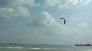 КАЙТИНГ на Самуи  Катание по волнам на доске с воздушным змеем