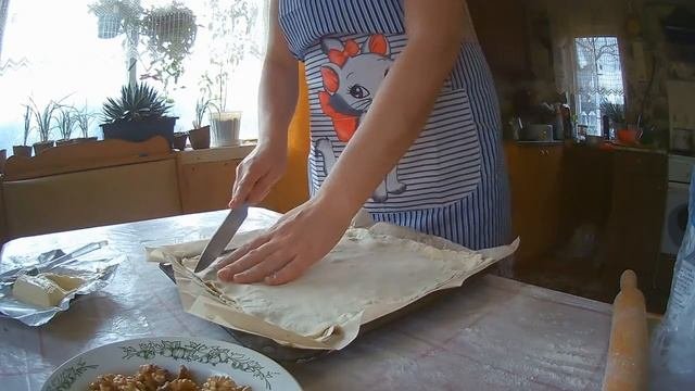 пахлава из слоеного теста\готовим дома