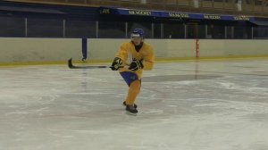 КИСТЕВОЙ БРОСОК С НЕУДОБНОЙ СТОРОНЫ КРЮКА КЛЮШКИ. НИЖНЯЯ РУКА ПРАВАЯ.