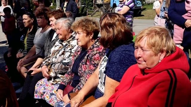 В ПОСЕЛКЕ НОВОБАТУРИНО ПОЯВИЛАСЬ НОВАЯ СПОРТИВНАЯ ПЛОЩАДКА