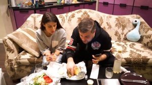 PRosto Обжорик. Ресторан Ив. ДУРДИНЪ. Что же нам привезли из ресторана)