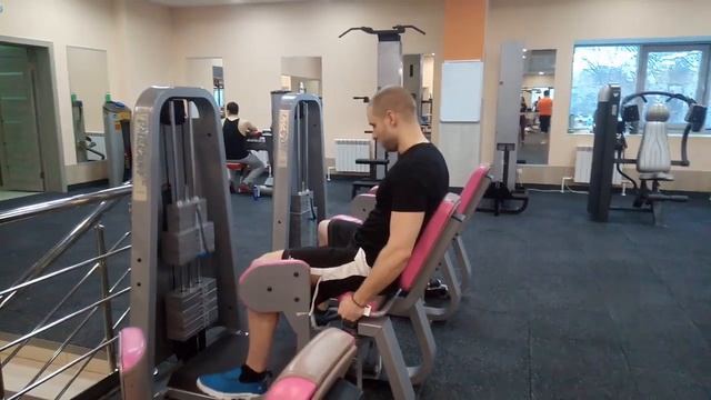 Трансформация начало ПЕРВЫЙ МЕСЯЦ ЗАНЯТИЙ В Тренажерном Зале НОВИЧКА