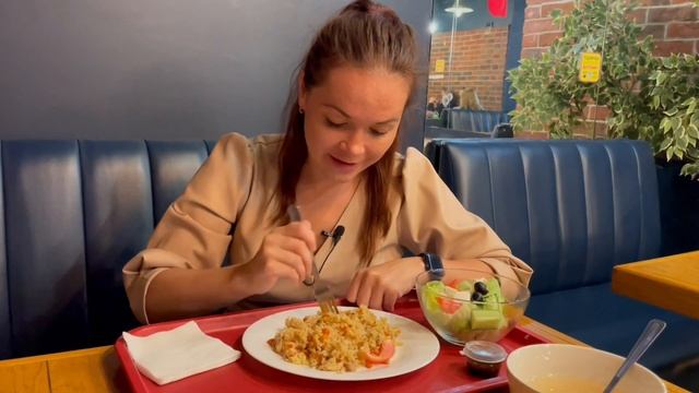 Три места рядом с Летним Садом, где можно сытно поесть до 500 рублей на человека. смотреть онлайн