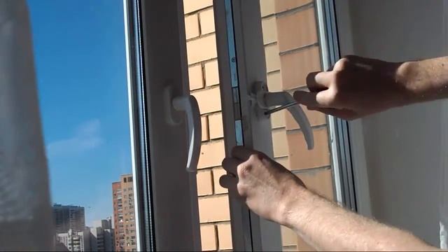 установа гребенки на окно смотреть онлайн