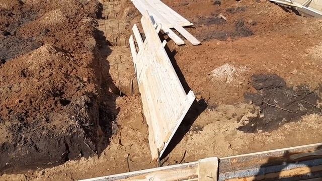 Тяжёлый фундамент