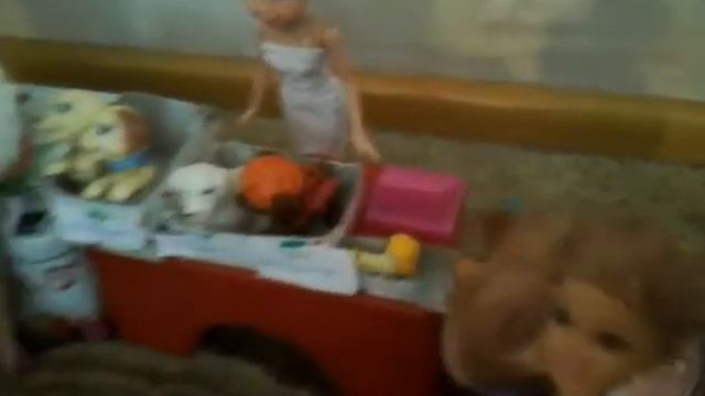 Играем в барби!! Новый щенок Стейси!! смотреть онлайн