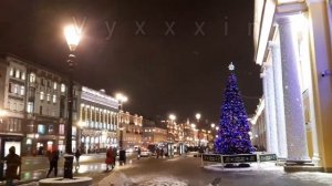 Самый центр Питера вечером зимой Невский проспект улица Думская Периная линия Ломоносова Мост СПБ