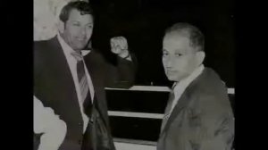 Я хочу в глаза своим друзьям взглянуть