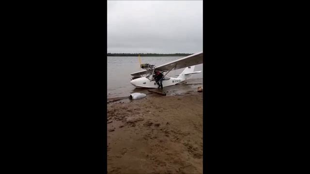 Ручной запуск Ротакс 912 смотреть онлайн