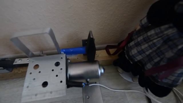 Как достать соседя свеху снизу сбоку и везде 100% гарантия Проверено в Центре Москвы смотреть онлайн