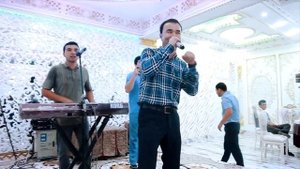 Махмуд Худойназаров