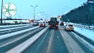 Когда дальнобойщики ездят на летней резине? Шипы для грузовиков — конец дорогам!