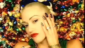 Gwen Stefani- "Luxurious" [2004]