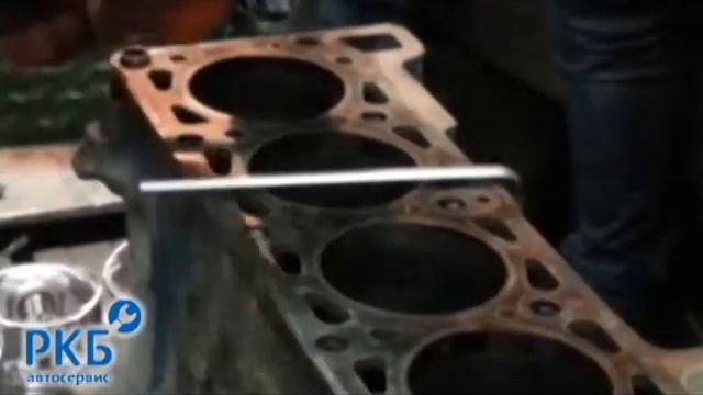Процесс расточки блока цилиндров