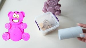 ЧТО ЖЕЛЕРКА ПРЯЧЕТ ПОД КРОВАТЬЮ?!