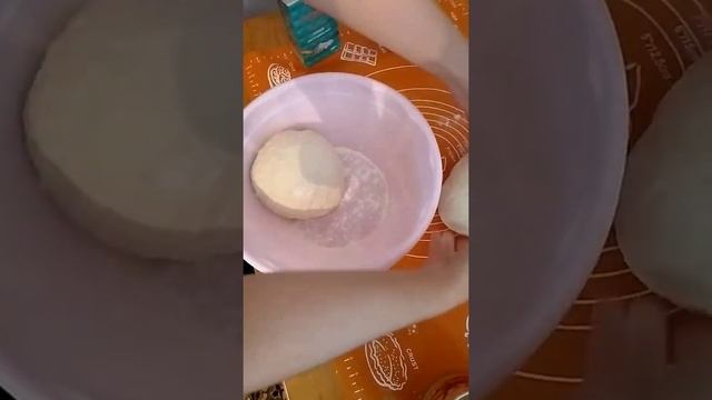 Готовим пышки на сыворотке