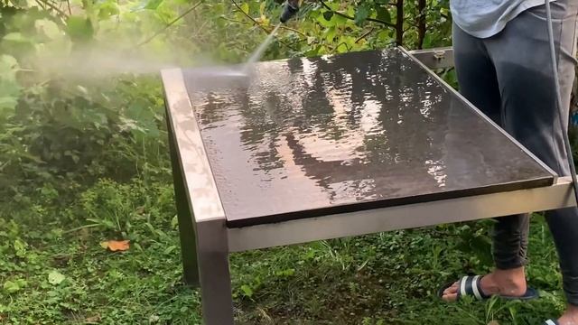 Обустраиваю место для гриля. Мою стол и лежак смотреть онлайн