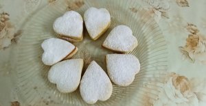 Песочное печенье с джемом . Пирог из песочного теста. Рецепт выпечки.