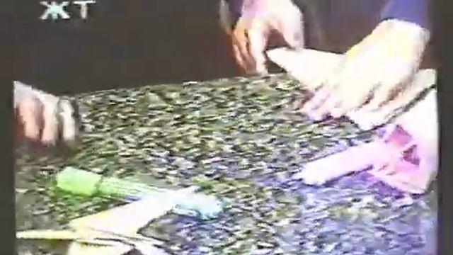 01. Діти розповідають казку оригамі (06-10-2001)