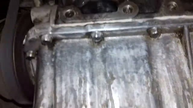 Откуда течёт масло Kia spektra