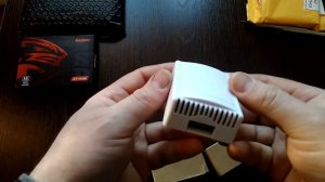 Распаковка - универсальный пульт-передатчик дистанционного управления и твердотельный накопитель HD