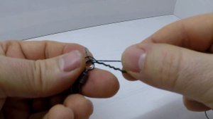 Как правильно привязать вертлюжок к шнуру или леске