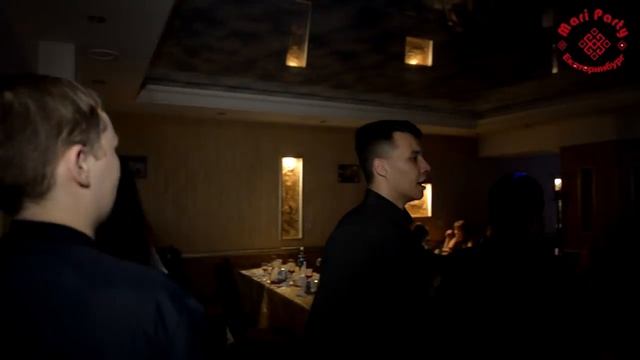 Танцующие марийцы на Мари Пати 13 04 2019.mp4 смотреть онлайн