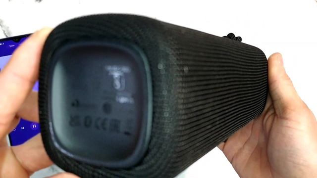 Колонка Xiaomi Mi Portable Bluetooth Speaker на 16 Вт смотреть онлайн