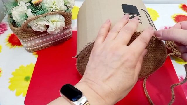 Очень быстрая и простая в изготовлении, корзина из гофрированого картона и джута . смотреть онлайн