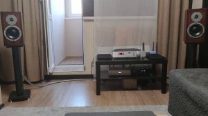 Simaudio Moon i-5.3 + Teac NT-505 + Dynaudio Contour 1.3 SE, Sound test 6
