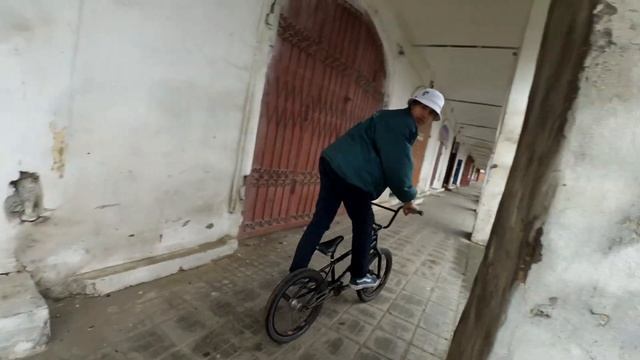 GoPro BMX STREET #7 | СМЕШНОЙ ДЕД смотреть онлайн