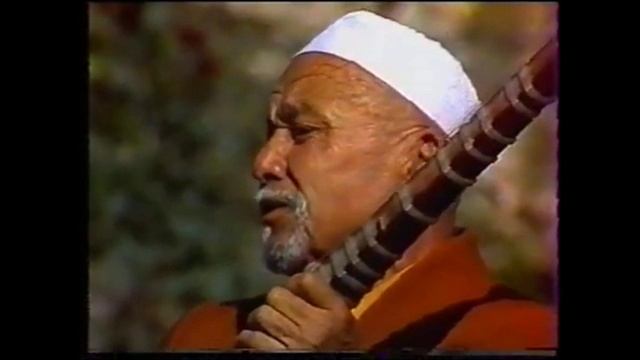 Устод Маъруфхӯҷа Баҳодуров смотреть онлайн