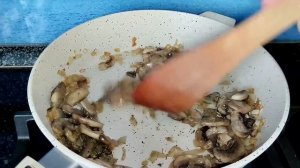 Спагетти с грибами в сливочном соусе
