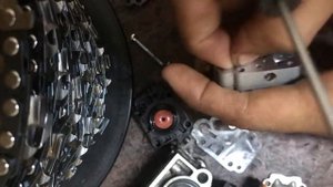 How to clean a carburetor at Husqvarna 143RII/Part#2